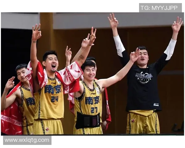 南京篮球队心理素质深度对比分析与表现影响探讨